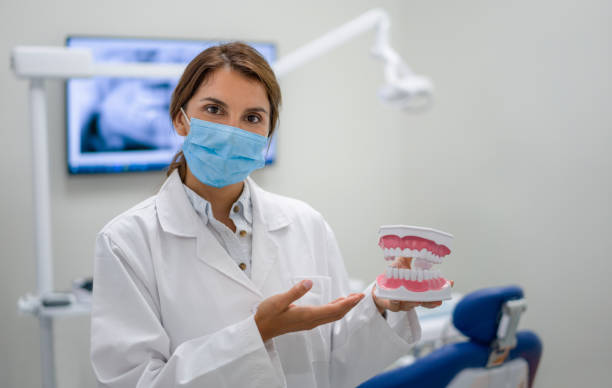 Best Broken Tooth Emergency  in Manhasset Hills, NY